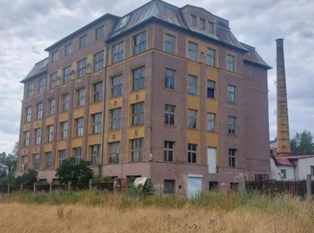 Prodej nájemního domu, 2 480 m²