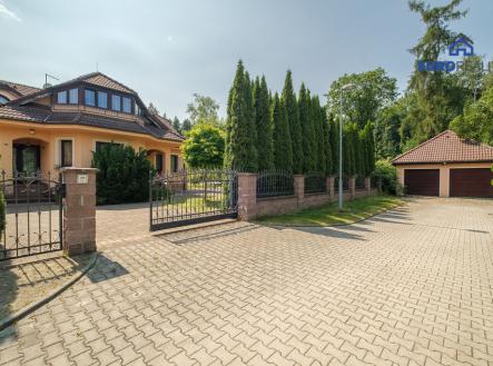 Prodej - dům/vila, 314 m²