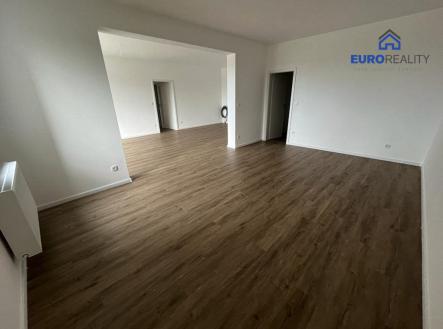 Prodej bytu, 1+kk, 75 m²