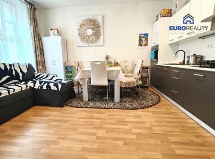 Prodej bytu, 3+kk, 67 m²