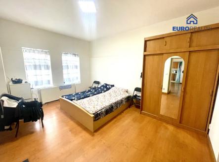 Pronájem bytu, 2+1, 84 m²