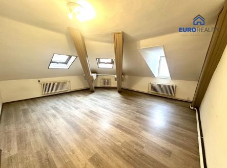 Pronájem bytu, 3+1, 97 m²