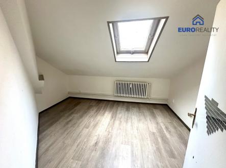 Pronájem bytu, 3+1, 97 m²