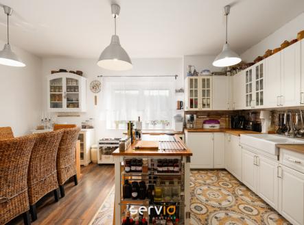 Prodej domu/vily, 221 m²