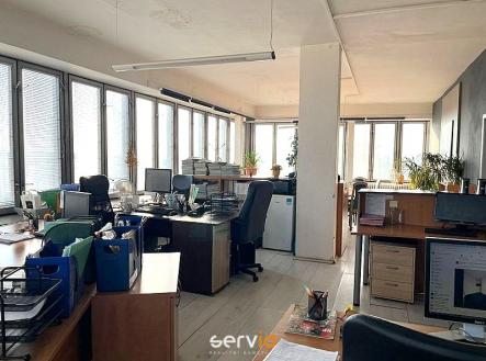Pronájem kanceláře, 57 m²