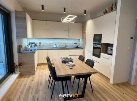 Pronájem bytu, 2+kk, 119 m²