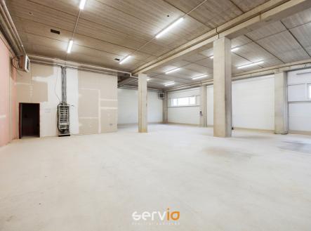 Pronájem skladovací prostor, 534 m²