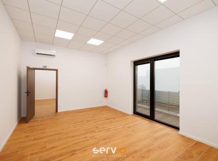 Pronájem kanceláře, 94 m²