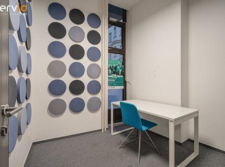 Pronájem obchodní prostor, 150 m²