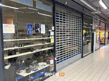 Pronájem obchodní prostor, 13 m²