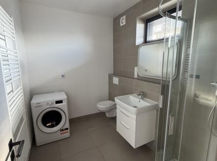 Pronájem bytu, 1+kk, 35 m²