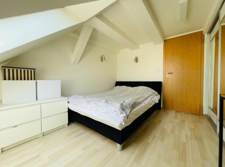 Pronájem bytu, 2+kk, 37 m²