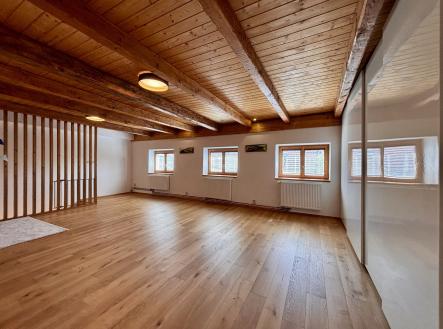 Pronájem domu/vily, 160 m²