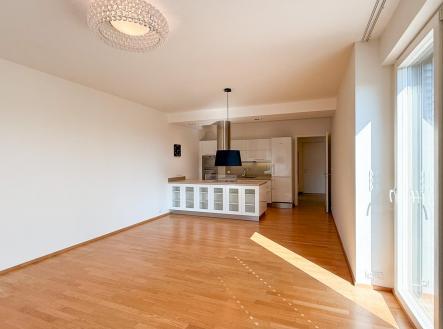 Pronájem bytu, 2+kk, 71 m²