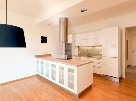 Pronájem bytu, 2+kk, 56 m²