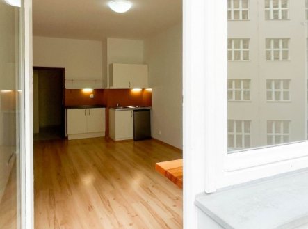 Pronájem bytu, 1+kk, 24 m²