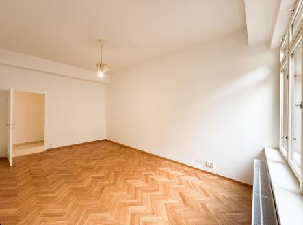 Pronájem bytu, 1+1, 58 m²