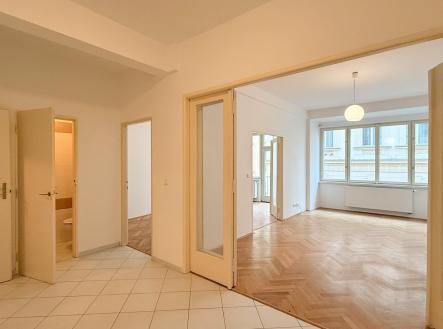 Pronájem bytu, 2+1, 80 m²