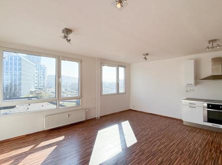 Pronájem bytu, 3+kk, 70 m²