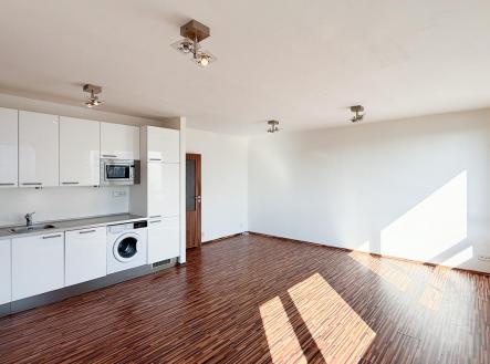 Pronájem bytu, 3+kk, 70 m²