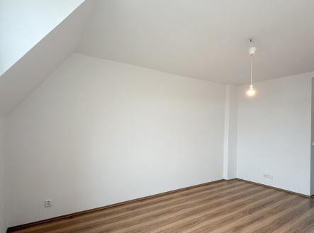 Pronájem bytu, 3+kk, 70 m²