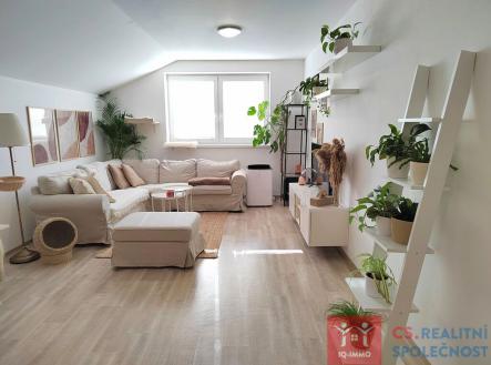 Pronájem bytu, 3+kk, 64 m²