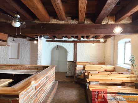 Pronájem restaurace, 164 m²
