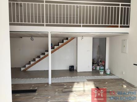 Pronájem obchodní prostory, 67 m²