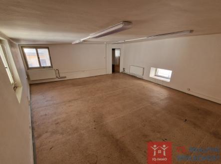 Pronájem obchodní prostor, 120 m²