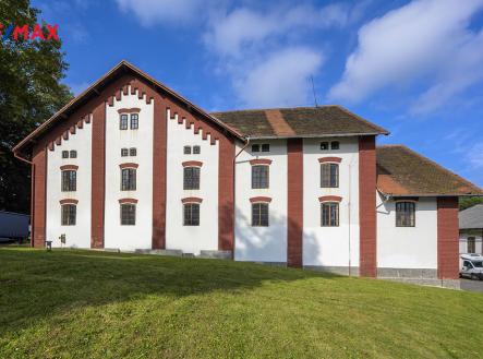 Prodej skladovací prostor, 10 600 m²