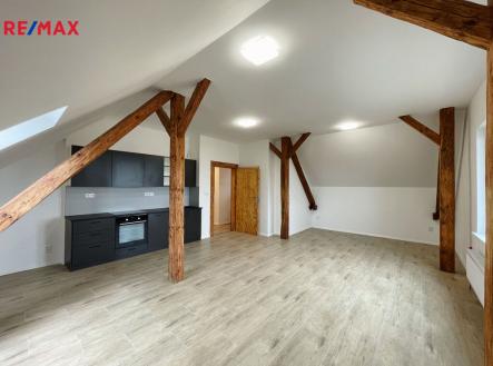 Pronájem bytu, 1+kk, 45 m²