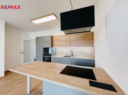 Pronájem bytu, 2+kk, 55 m²