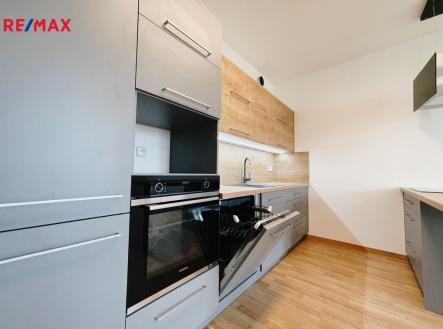 Pronájem bytu, 2+kk, 55 m²