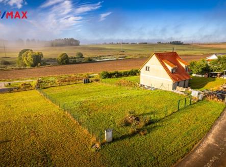 Prodej pozemku pro bydlení, 910 m²