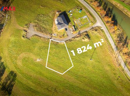 Prodej pozemku pro bydlení, 1 824 m²