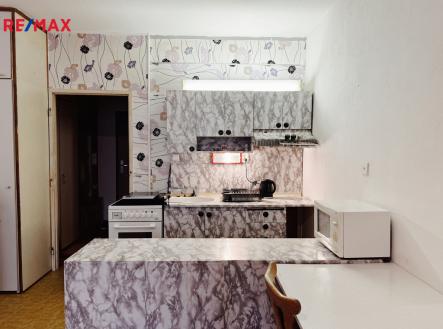 Pronájem bytu, 1+kk, 35 m²