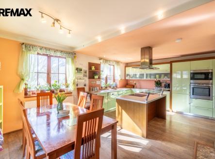 Prodej domu/vily, 286 m²