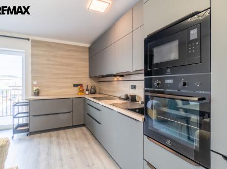 Prodej bytu, 3+kk, 75 m²