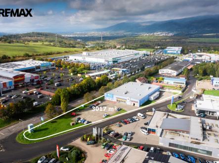Pronájem obchodní prostory, 1 210 m²