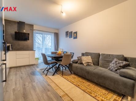 Pronájem bytu, 3+kk, 74 m²