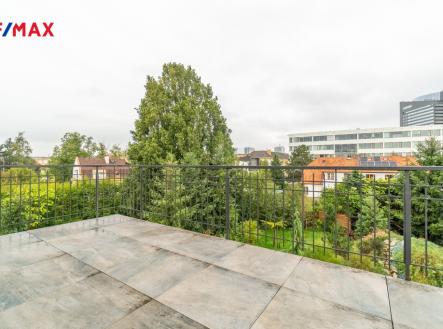 Pronájem bytu, 5+kk, 136 m²