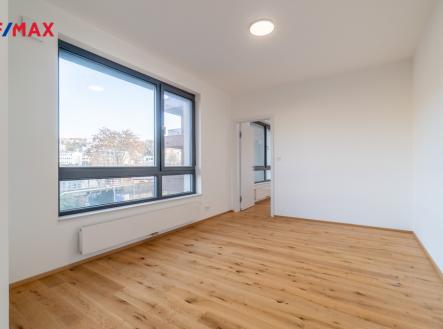Pronájem bytu, 2+kk, 43 m²