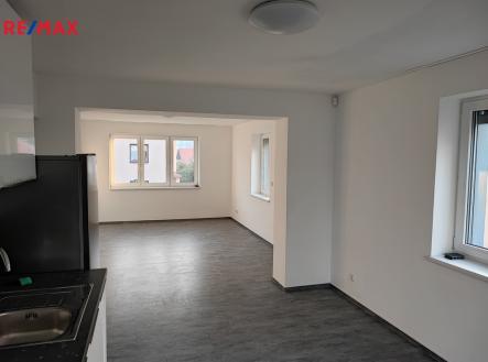 Pronájem bytu, 2+kk, 65 m²