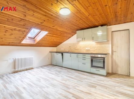 Pronájem bytu, 3+kk, 72 m²