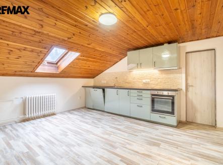 Pronájem bytu, 3+kk, 72 m²