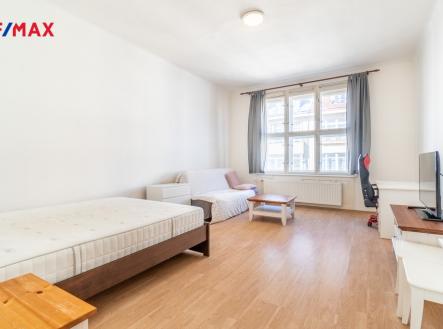 Pronájem bytu, 1+1, 55 m²