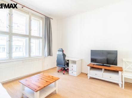 Pronájem bytu, 1+1, 55 m²