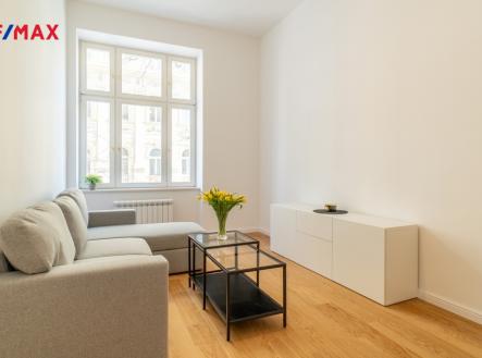 Pronájem bytu, 2+kk, 55 m²