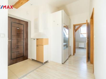 Pronájem bytu, 2+kk, 40 m²