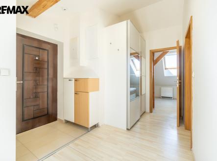 Pronájem bytu, 2+kk, 40 m²